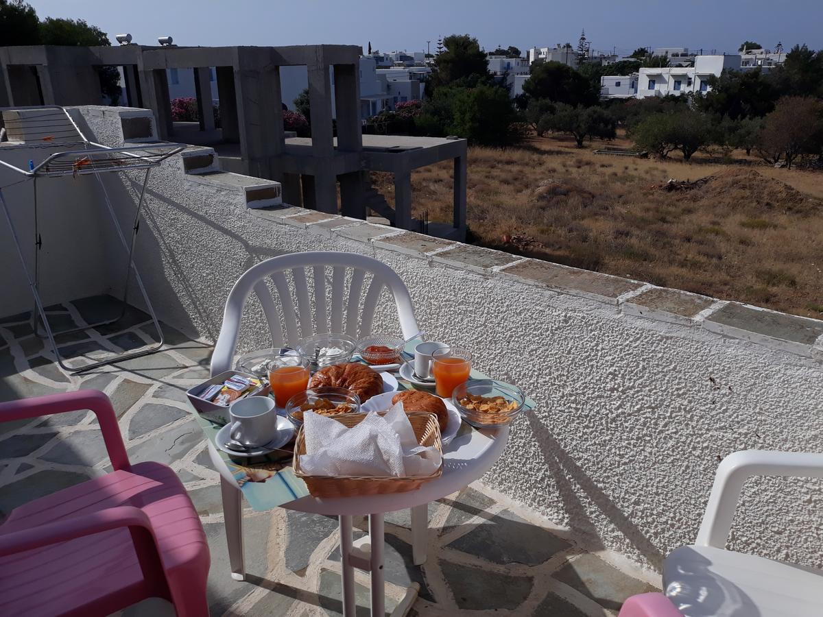 Holidays In Paros Aliki  Exterior photo